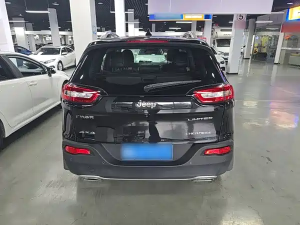 Jeep Cherokee 2018