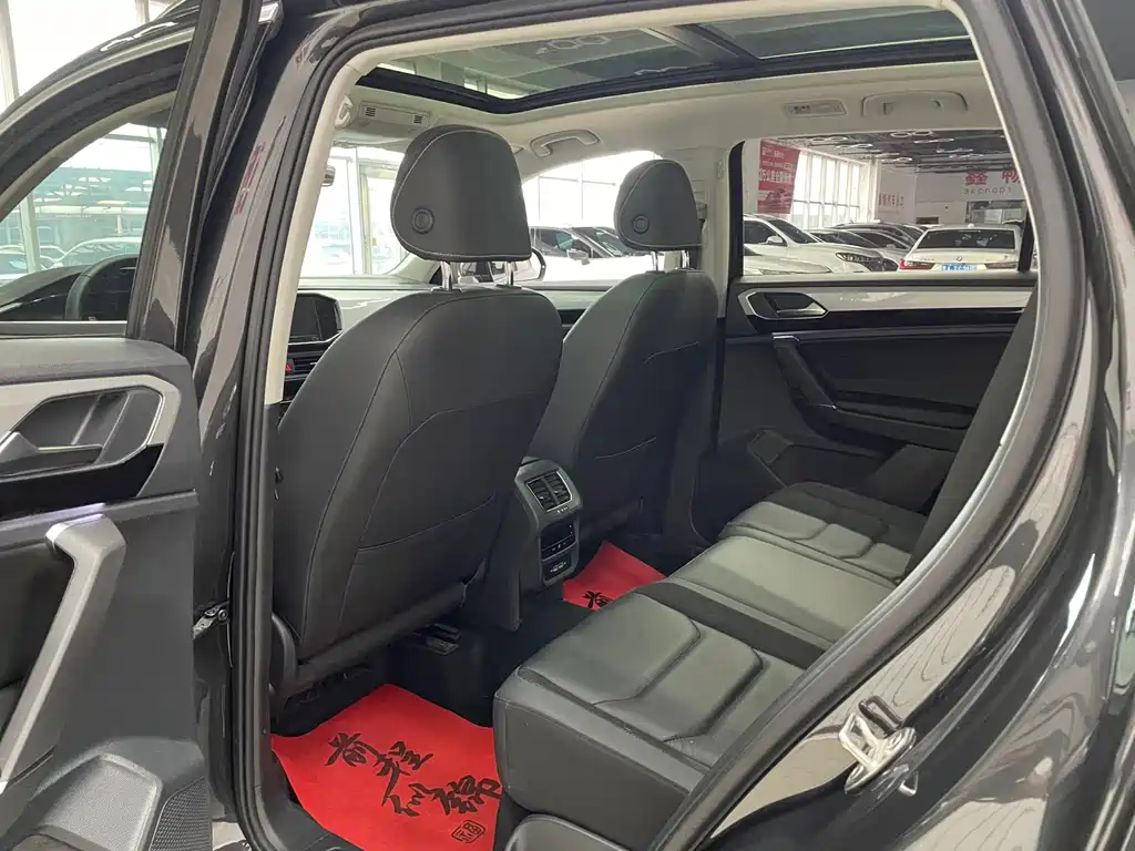 Volkswagen Tayron 2022 — фото 9