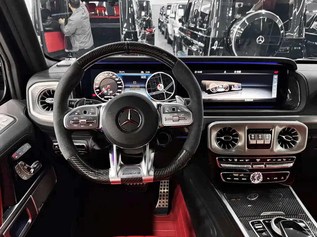 Mercedes-Benz G-Class AMG 2024 — фото 9