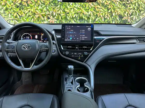 Toyota Camry 2023