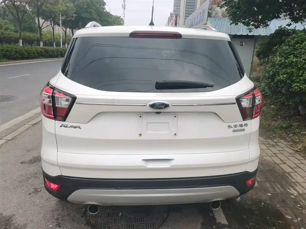 Ford Kuga 2017 — фото 6