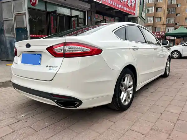 Ford Mondeo 2014