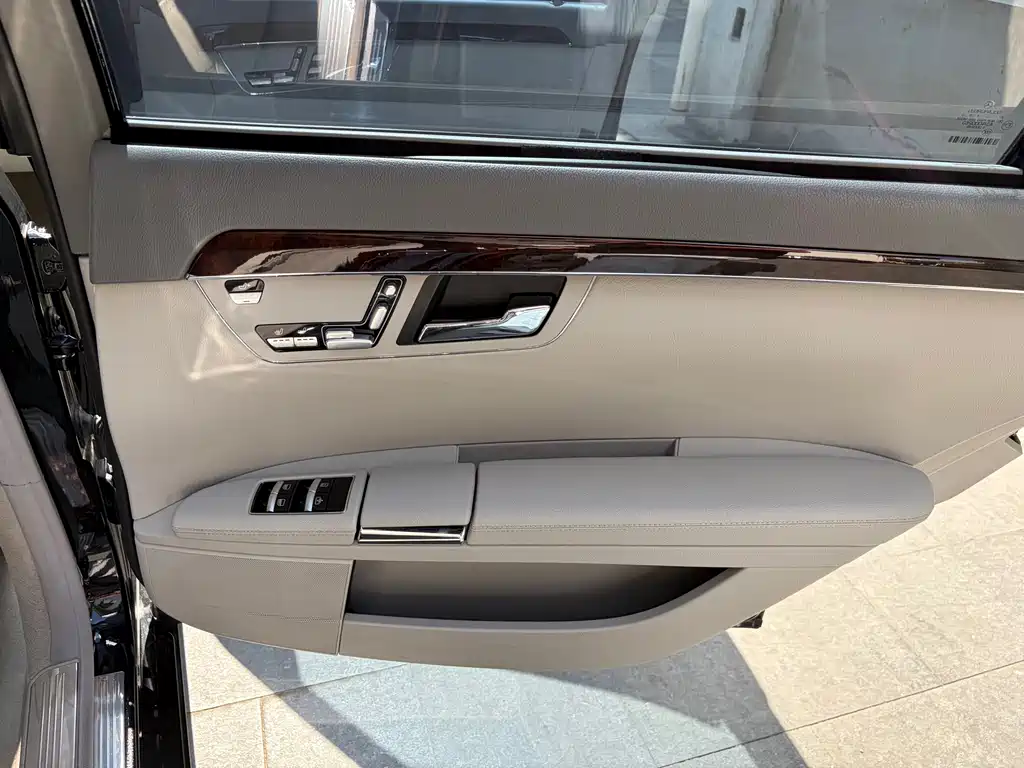 Mercedes-Benz S-Class 2011 — фото 14