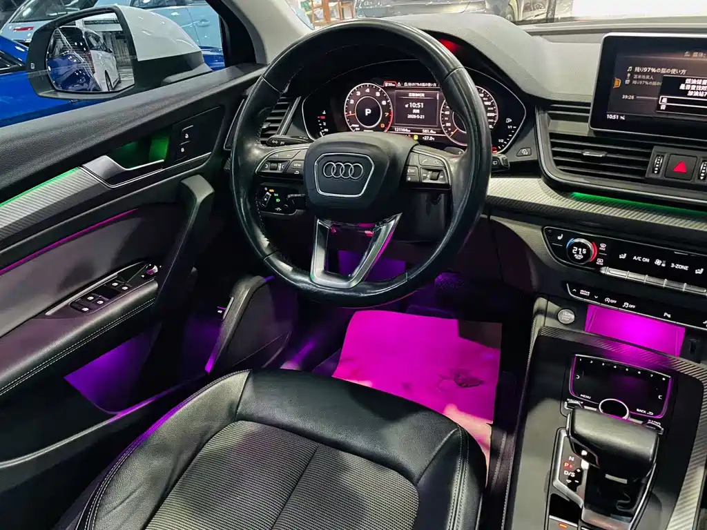 Audi Q5L 2019 — фото 22