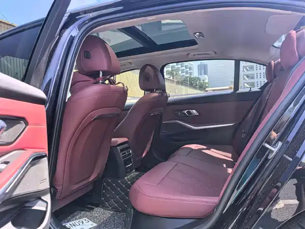 BMW 3 Series 2023