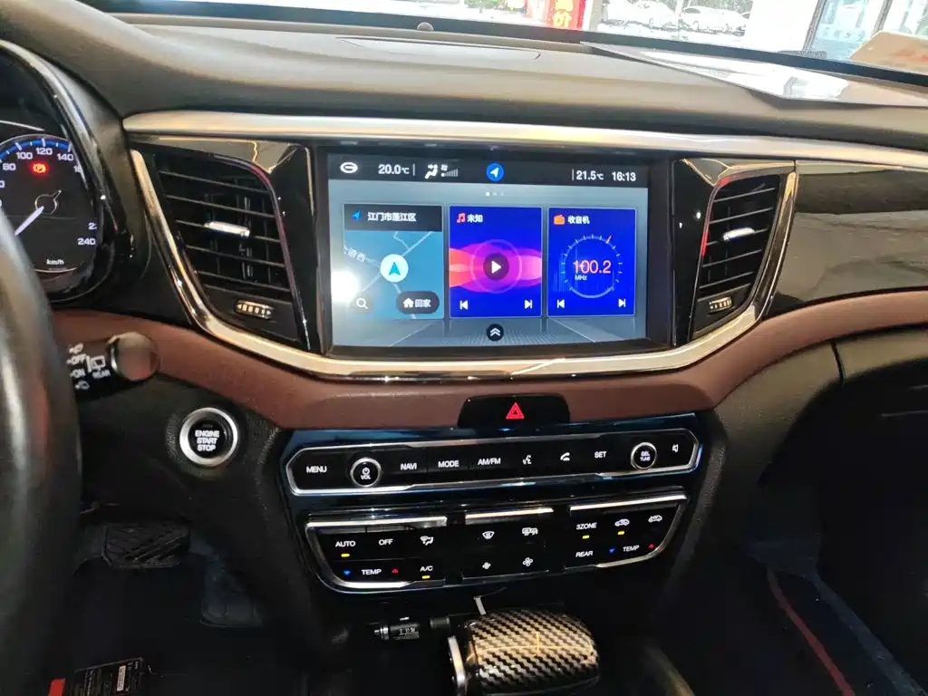 GAC Trumpchi GS8 2019 — фото 9