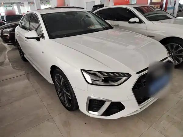 Audi A4L 2020