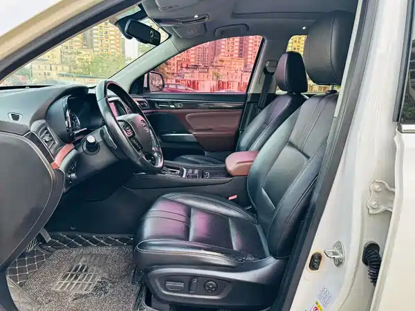 GAC Trumpchi GS8 2017
