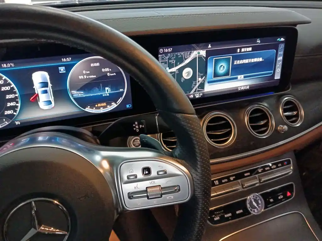 Mercedes-Benz E-Class 2019 — фото 10
