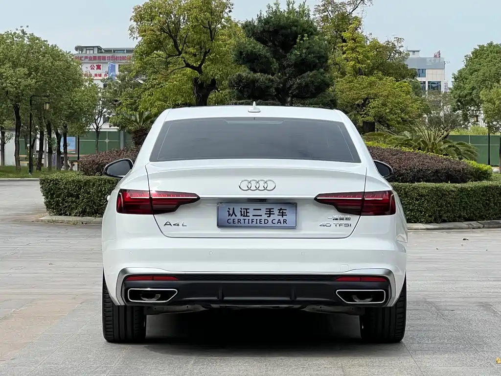 Audi A4L 2024 — фото 16