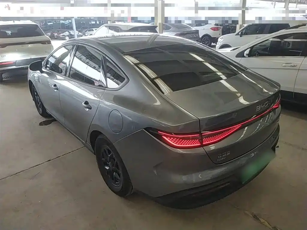 BYD Seal 05 DM-i 2025 — фото 5