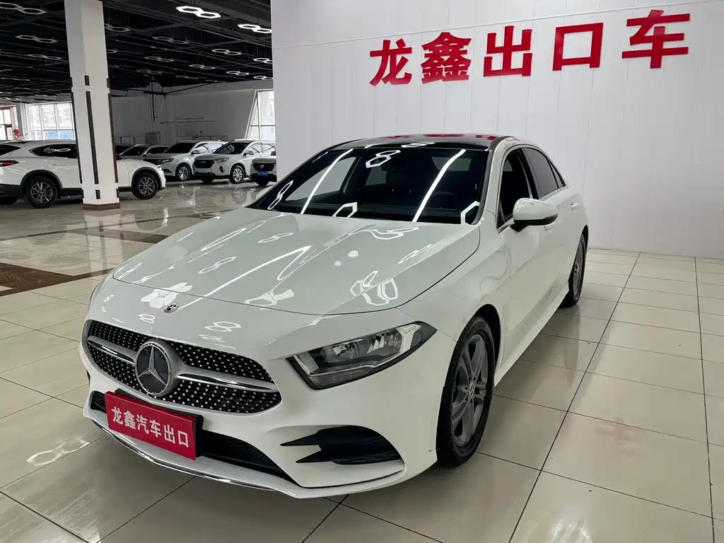 Mercedes-Benz A-Class 2022 — фото 2