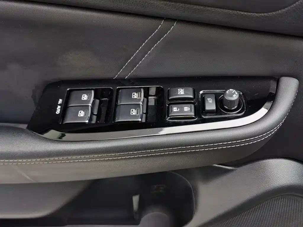 Subaru Outback 2015 — фото 9