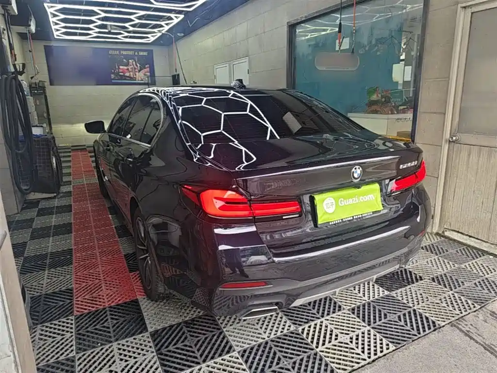 BMW 5 Series 2023