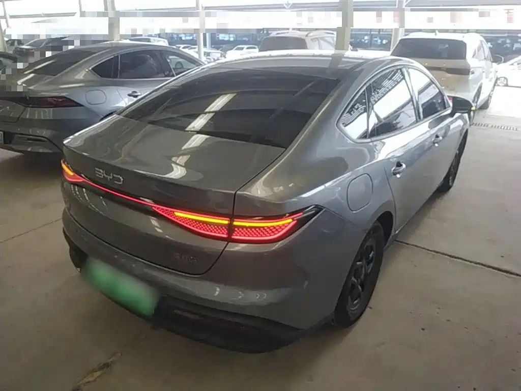 BYD Seal 05 DM-i 2025 — фото 7