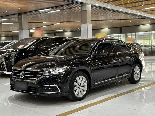 Volkswagen Passat 2021