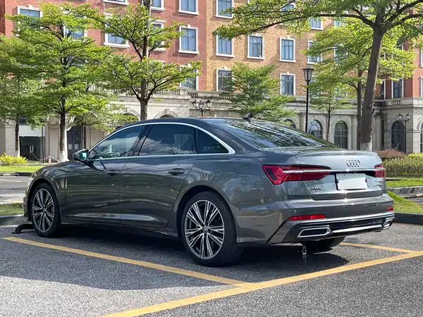 Audi A6L 2021
