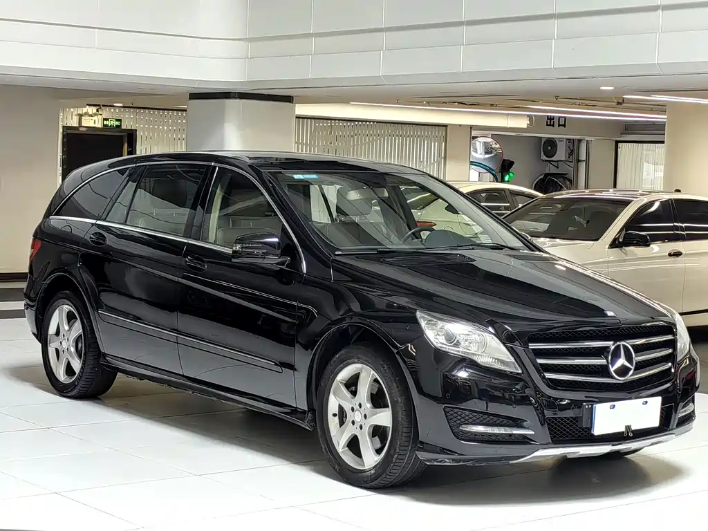Mercedes-Benz R-Class 2016 — фото 3