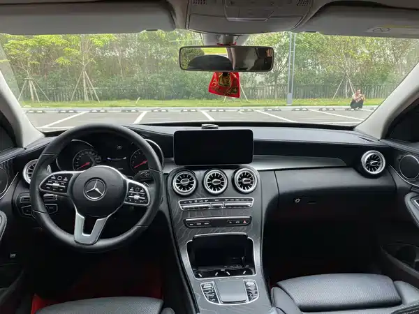 Mercedes-Benz C-Class 2019