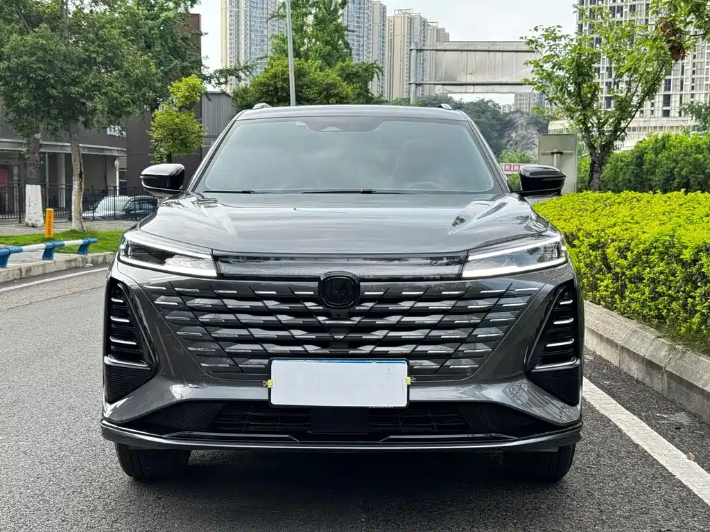 Changan CS75 PLUS 2024 — фото 2