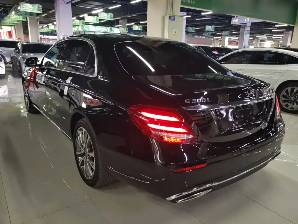 Mercedes-Benz E-Class 2017