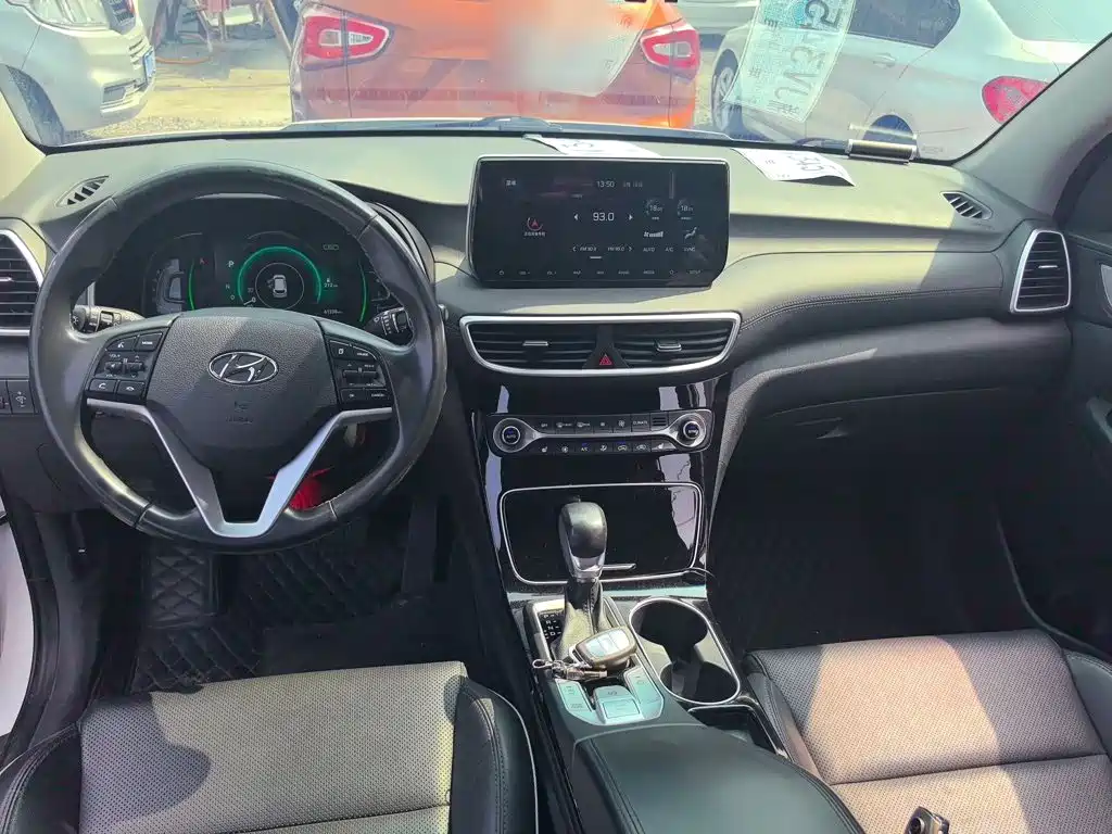 Hyundai Tucson 2019 — фото 10