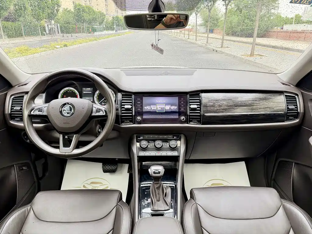 Skoda Kodiaq 2017 — фото 10