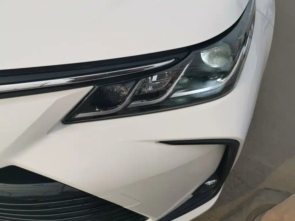 Toyota Corolla 2020 — фото 18