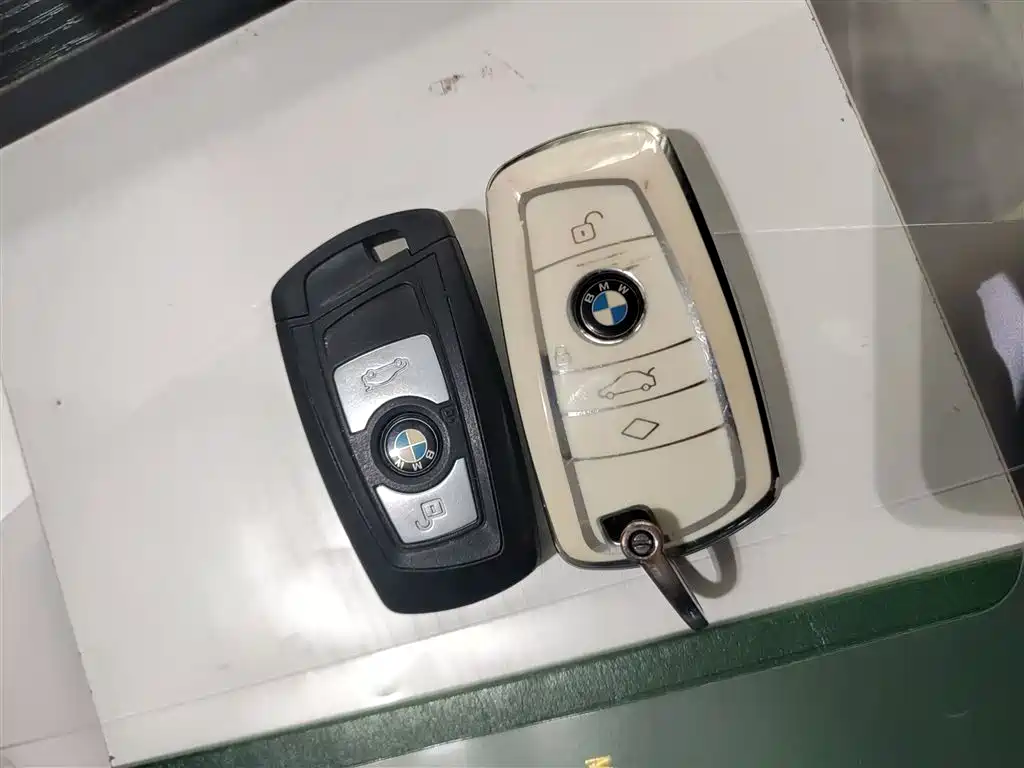 BMW 3 Series 2016 — фото 11