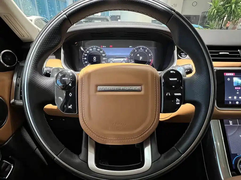 Land Rover Sport 2018 — фото 13