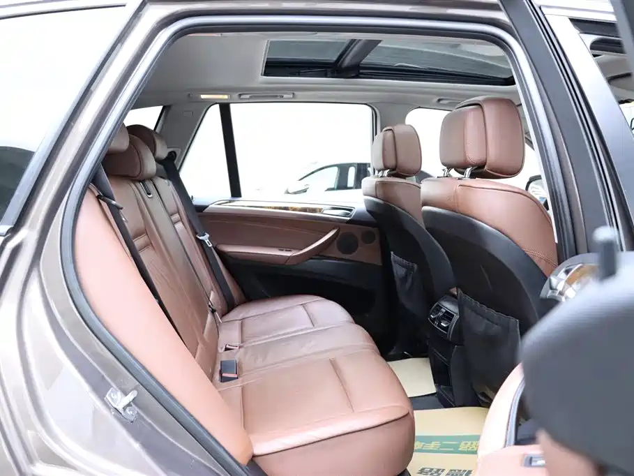 BMW X5 2013 — фото 16
