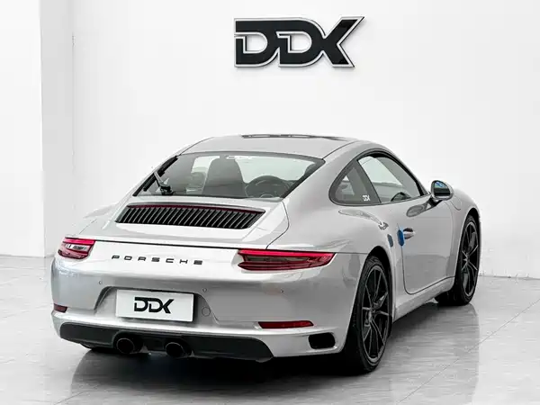Porsche 911 2019