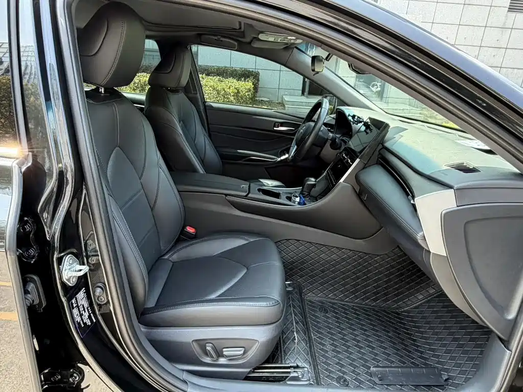 Toyota Avalon 2023 — фото 12