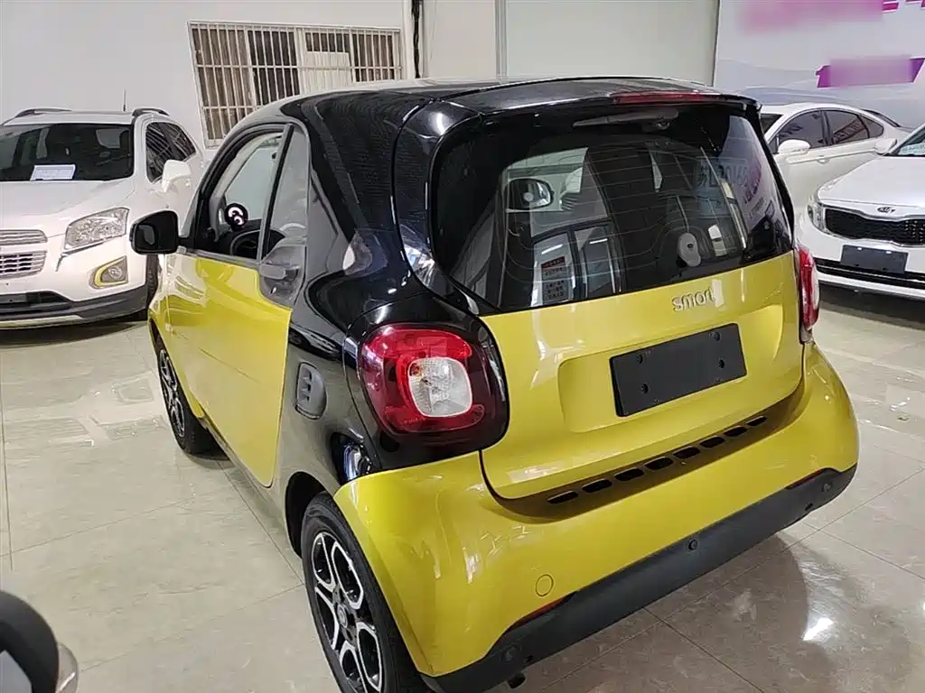 smart Fortwo 2016 — фото 22