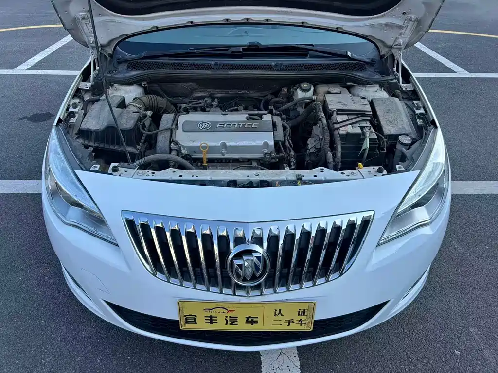Buick Excelle 2014 — фото 18