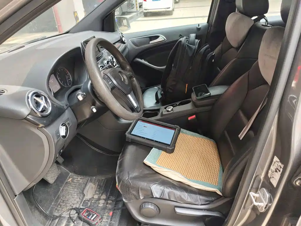 Mercedes-Benz B-Class 2014 — фото 15