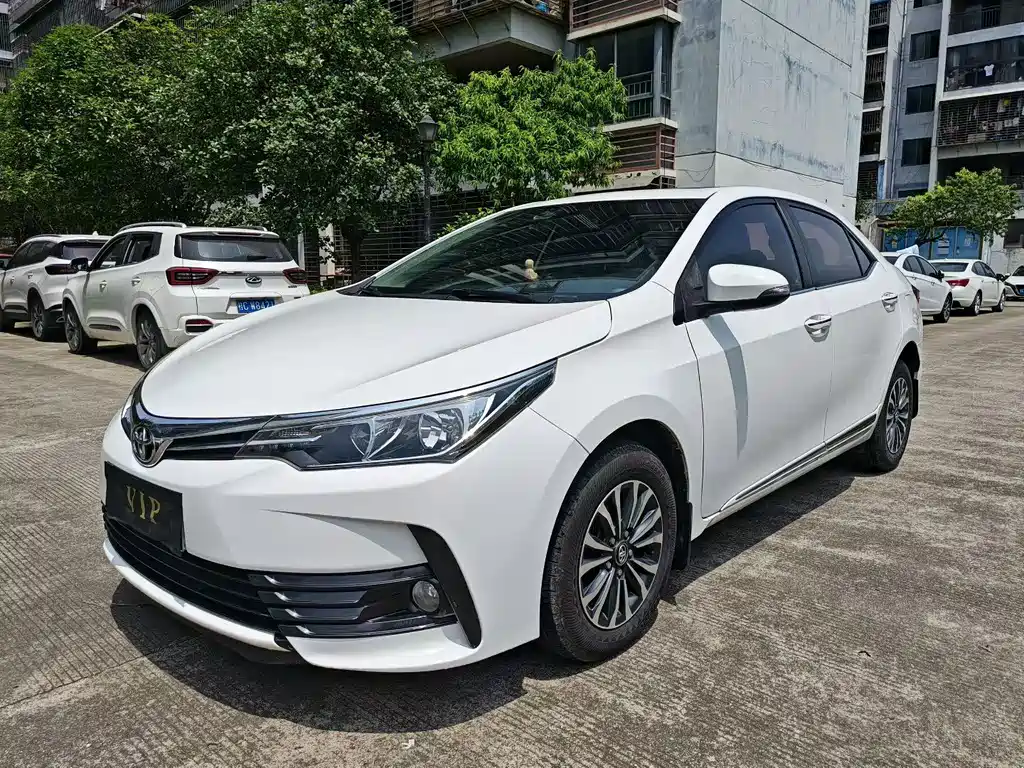 Toyota Corolla 2019 — фото 2