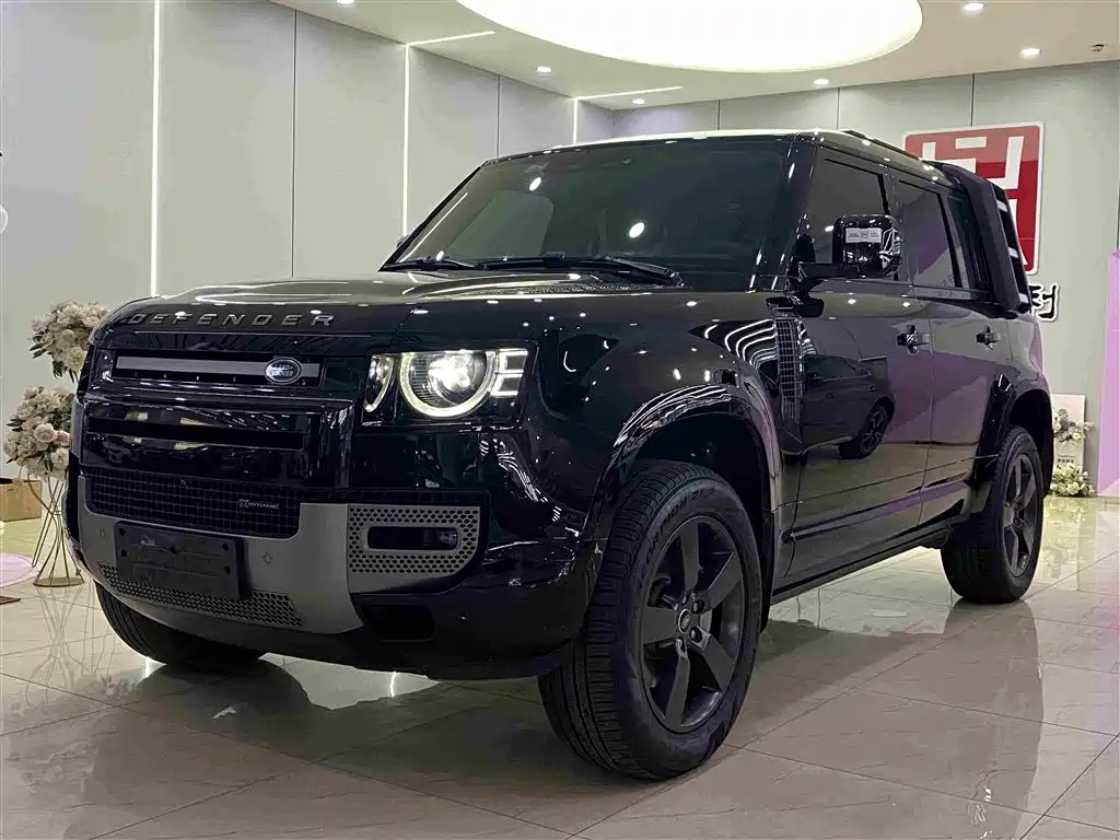 Land Rover Defender 2022 — фото 1