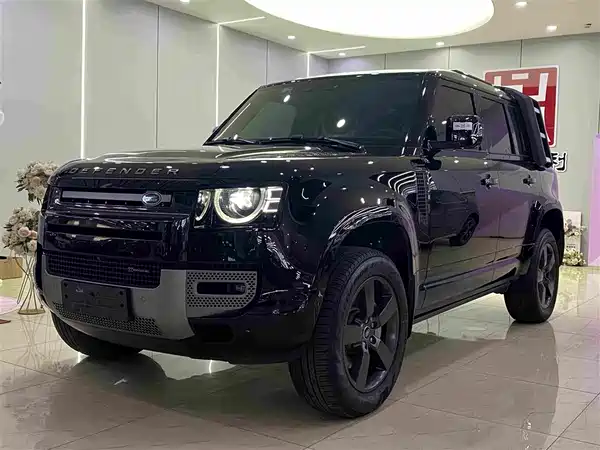 Land Rover Defender 2022