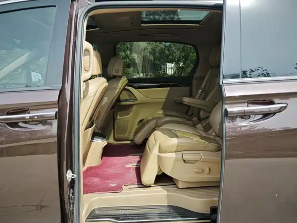 Buick GL8 2017