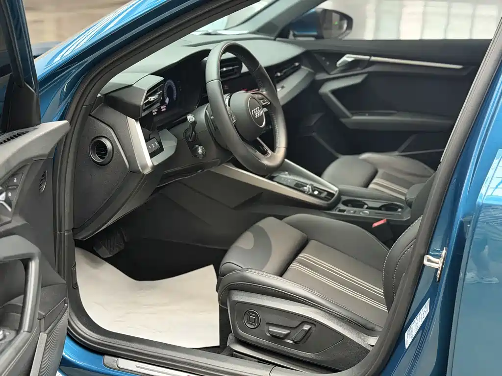 Audi A3 2022 — фото 13