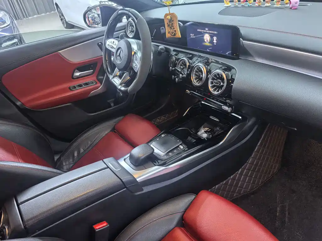 Mercedes-Benz A-Class AMG 2022 — фото 9