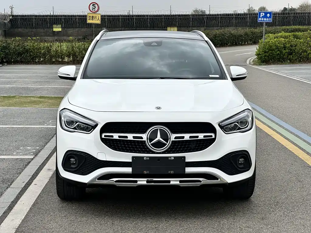 Mercedes-Benz GLA 2022