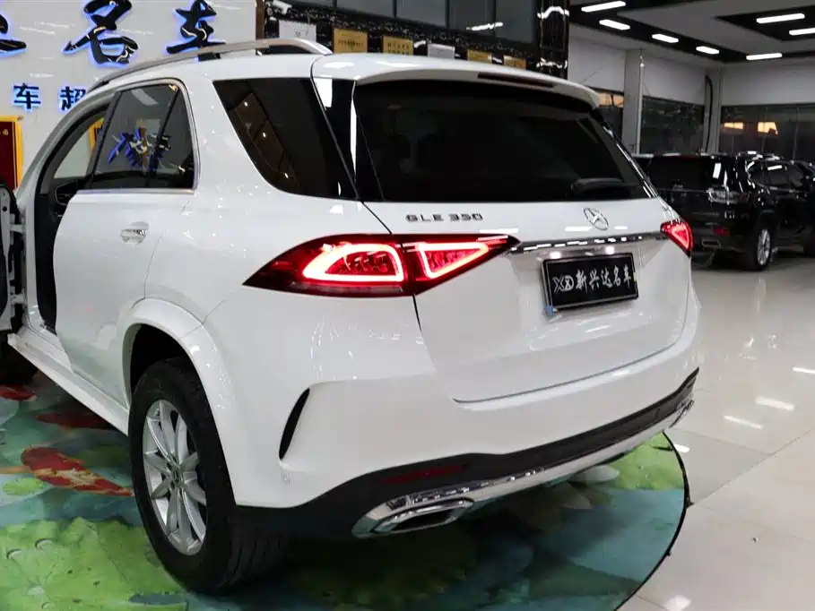 Mercedes-Benz GLE 2020 — фото 23