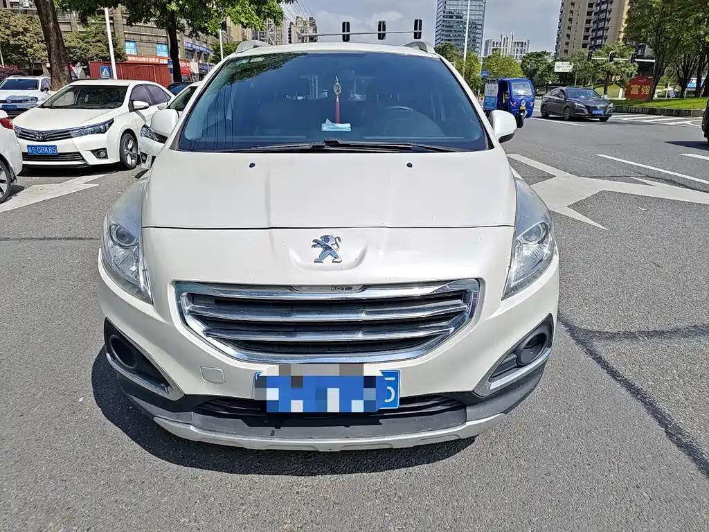 Peugeot 3008 2014 — фото 3