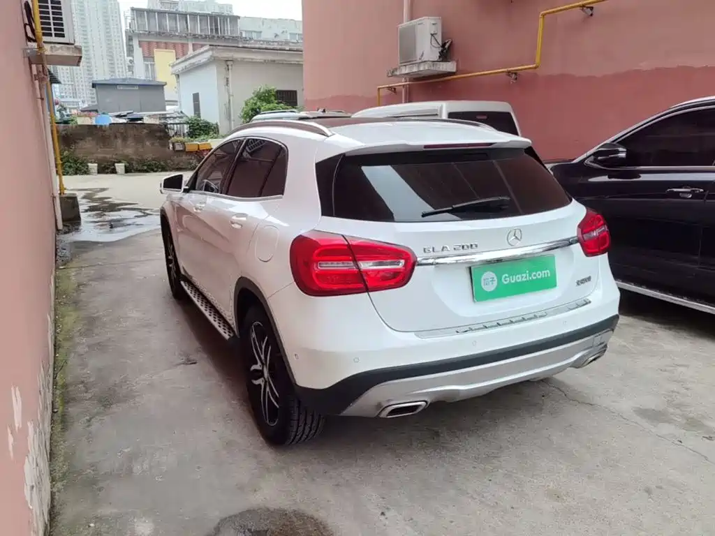 Mercedes-Benz GLA 2016