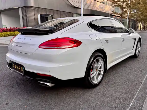 Porsche Panamera 2014