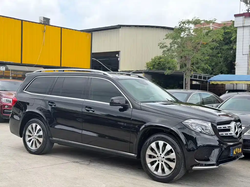 Mercedes-Benz GLS 2017 — фото 3
