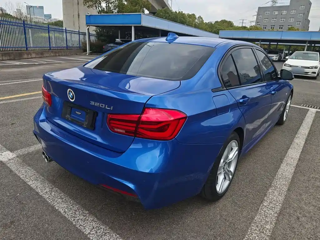 BMW 3 Series 2018