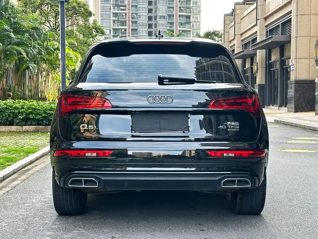 Audi Q5L 2024 — фото 4